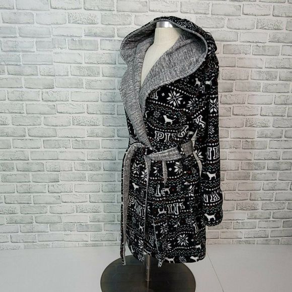Victorias Secret Pink XS/S Plush Fleece Reversible Fair Isle‎ Hooded Robe - Picture 2 of 8